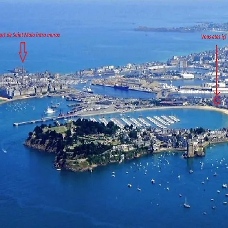 Appartement Saint Malo Vue Sur Mer Et Sur Intra Muros, Ferry, Plage Et Commerces A 50 M Exterior photo