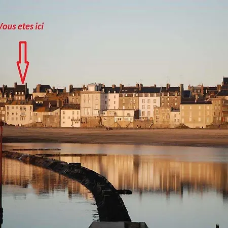 Appartement Saint Malo Vue Sur Mer Et Sur Intra Muros, Ferry, Plage Et Commerces A 50 M Exterior photo