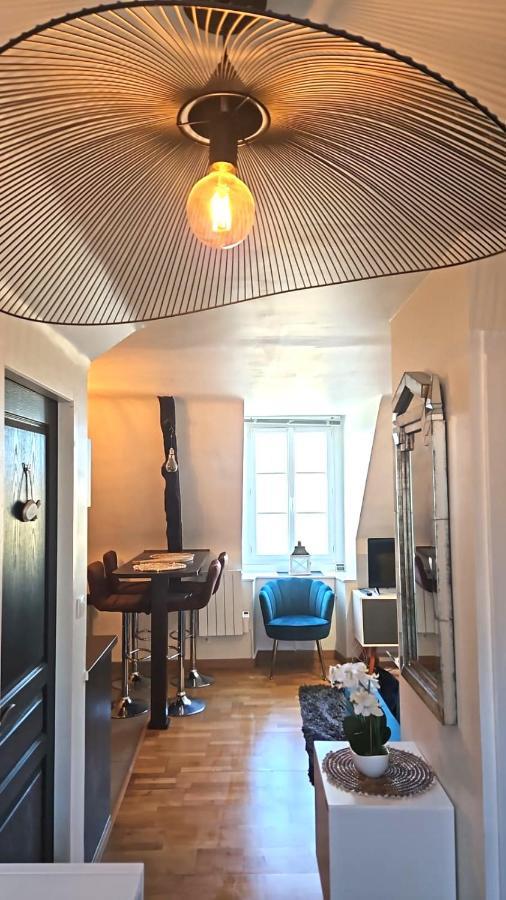 Appartement Saint Malo Vue Sur Mer Et Sur Intra Muros, Ferry, Plage Et Commerces A 50 M Apartment *