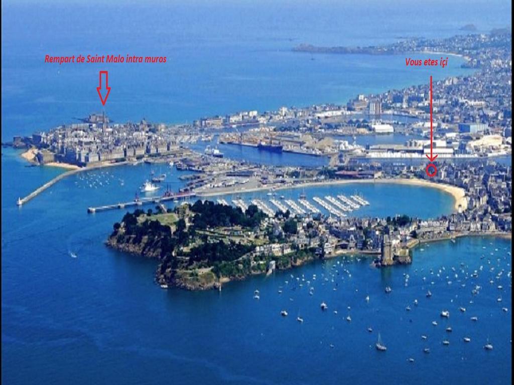 Appartement Saint Malo Vue Sur Mer Et Sur Intra Muros, Ferry, Plage Et Commerces A 50 M * Saint-Malo