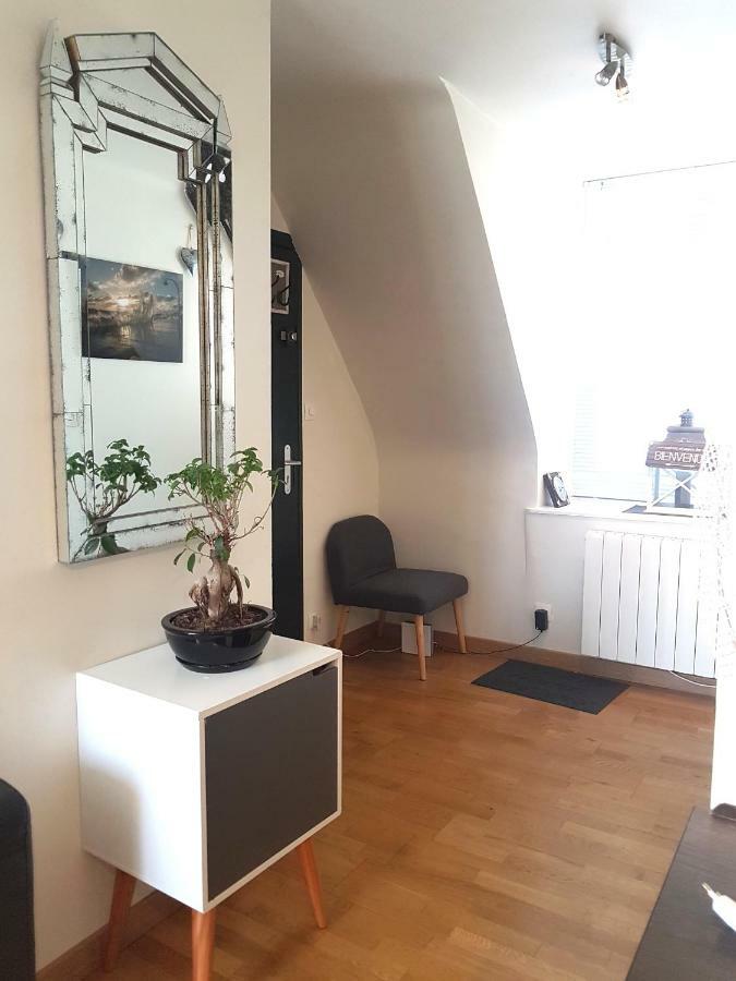 Apartment Appartement Saint Malo Vue Sur Mer Et Sur Intra Muros, Ferry, Plage Et Commerces A 50 M Saint-Malo